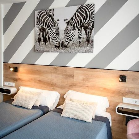 Hotel Ridomar 365 โยเรตเดมาร์ ภายนอก รูปภาพ