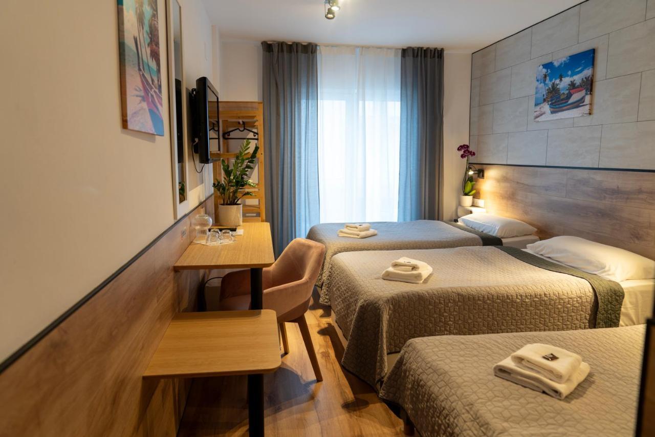 Hotel Ridomar 365 โยเรตเดมาร์ ภายนอก รูปภาพ
