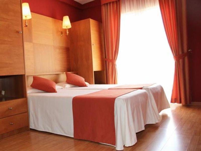 Hotel Ridomar 365 โยเรตเดมาร์ ภายนอก รูปภาพ